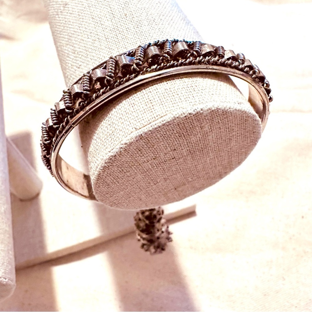 Vintage | Bracelet | Vintage Indian Tassel Bracelet